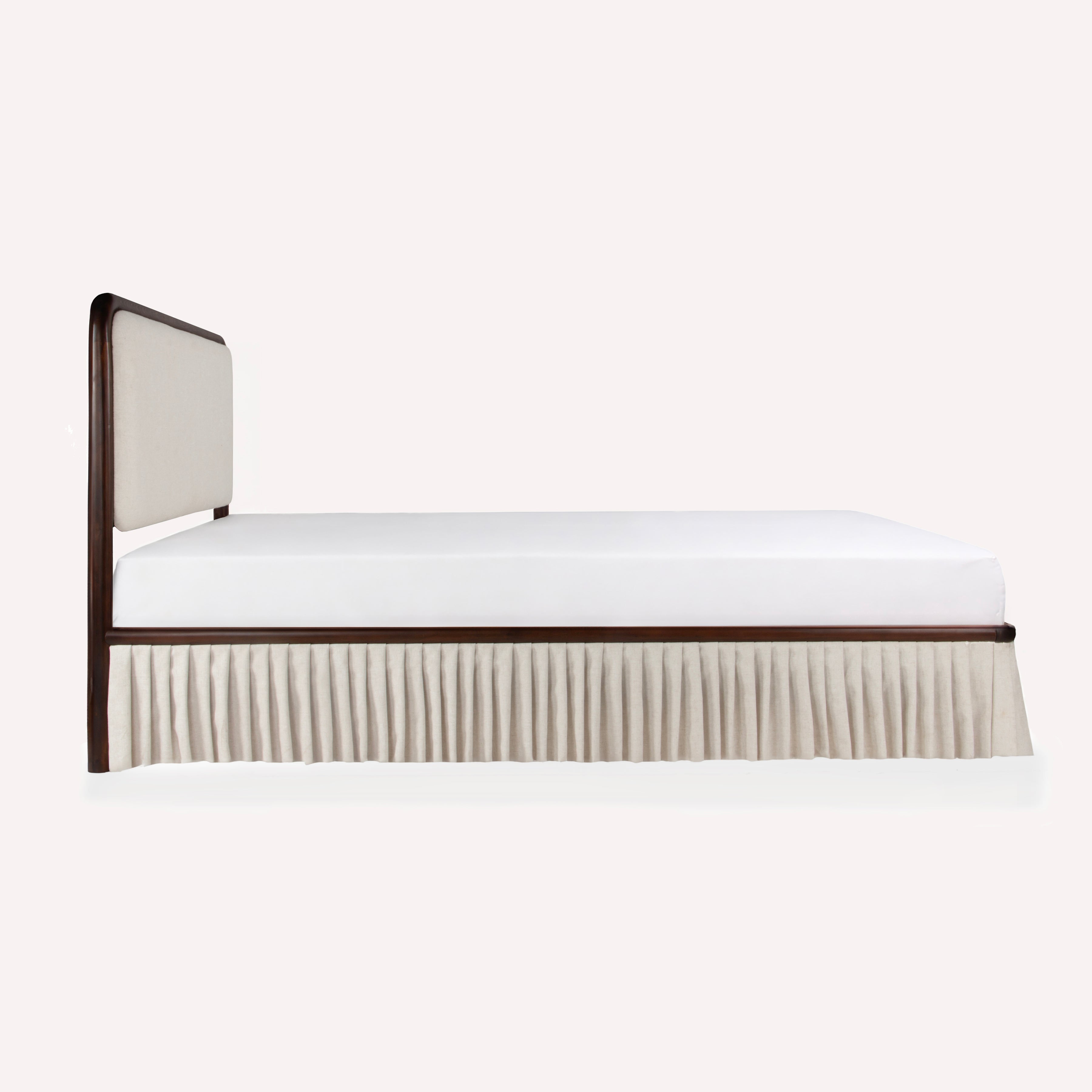 Carrie Bed