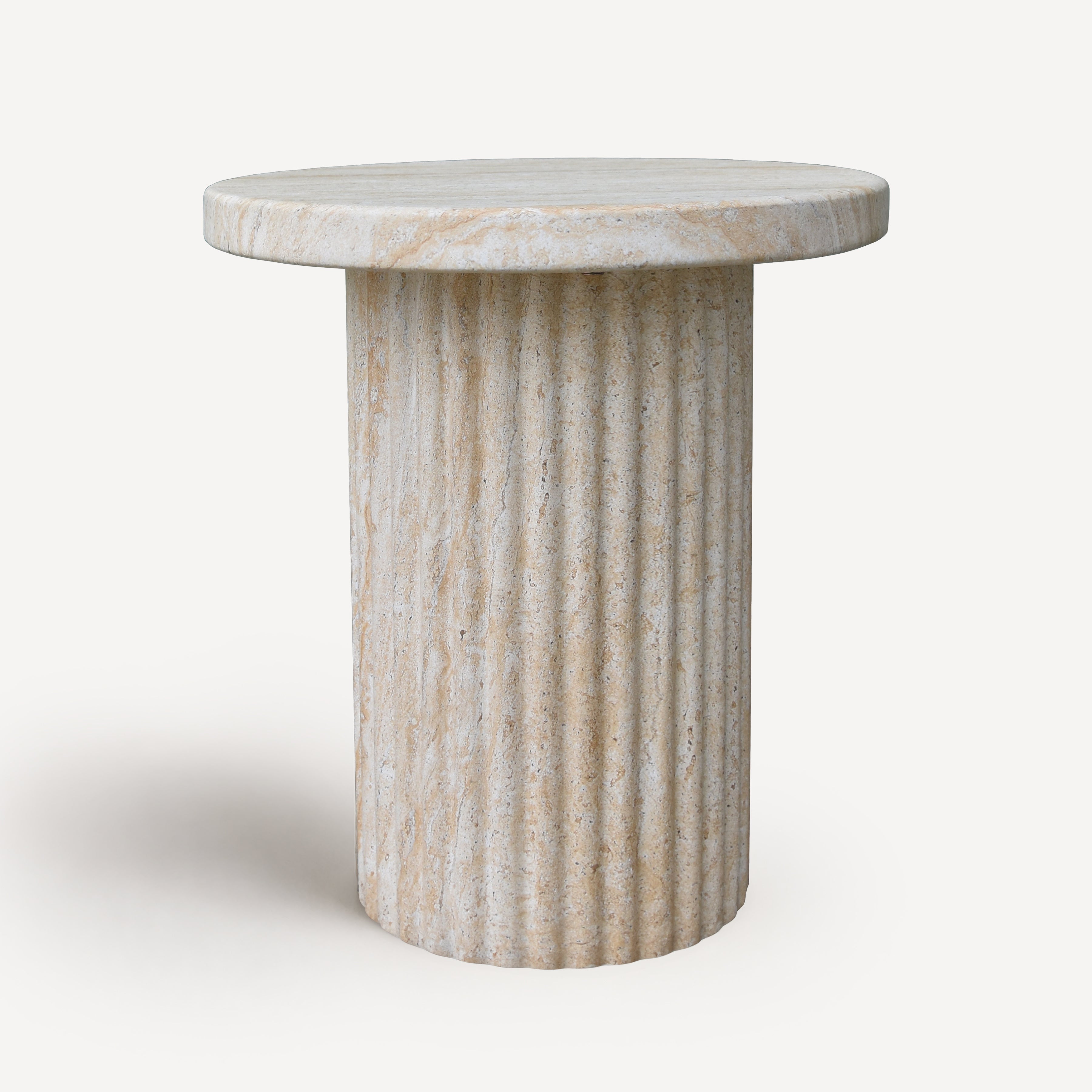 Forma Outdoor Side Table - Concrete