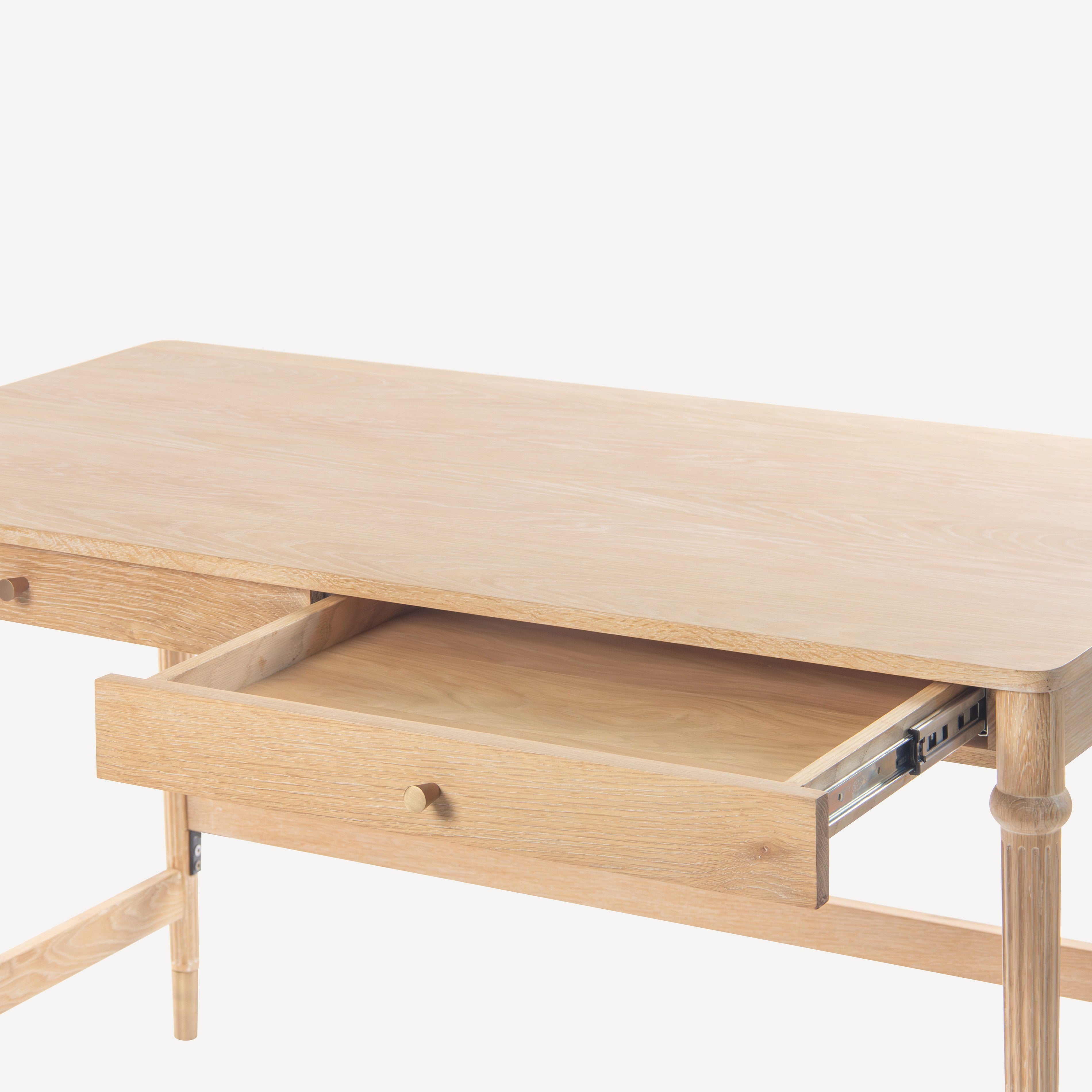Pietro Desk