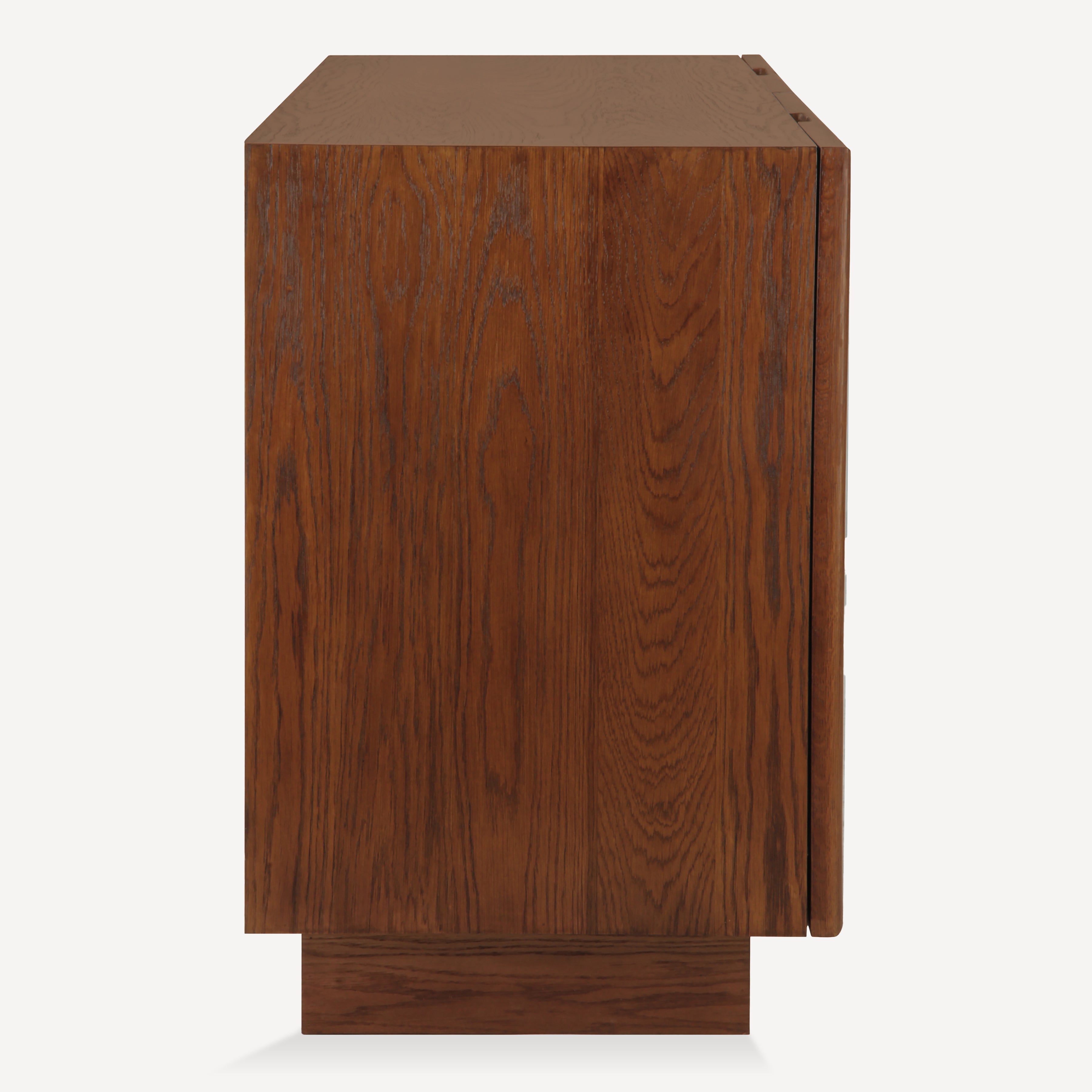 Flynn Sideboard